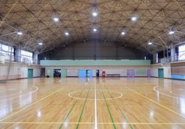 加須市立昭和中学校外体育館非構造部材耐震対策工事