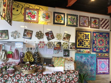 作った作品は、作品展への出展もいたします。