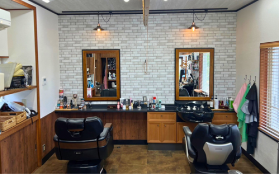 誰でも気軽に利用できる理容室「Cut Club Shimizu」です。