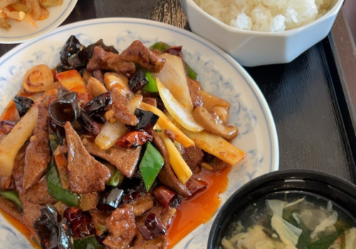 人気のランチセットはリーズナブルな価格で大変お得です！