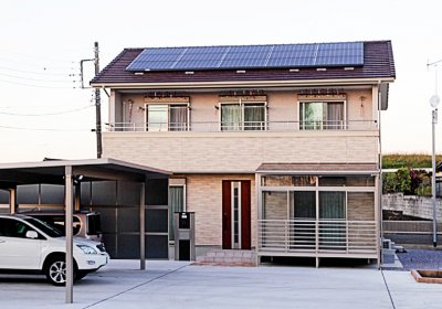 加須市小野袋で自然素材のホタテ漆喰とサーモウールを使用した家